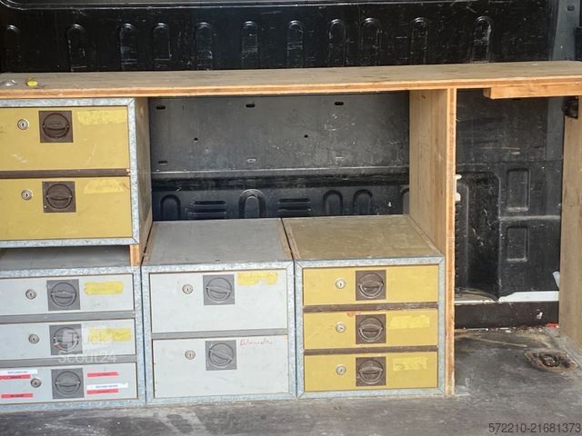 Furgoneta de caja alta FORD Transit Kasten FT 300 L 2H2Trend LKW,Klima