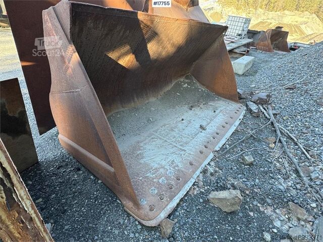 Kastuvas Gjerstad Wheel loader bucket.