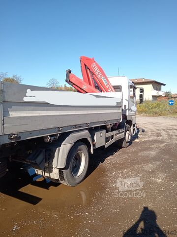Camion con GRU - Atego 1517 del 2001 Mercedes-Benz Atego 1517