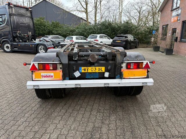 Transporte de contenedores Floor Kiepende containeraanhangwagen APK 08-2026