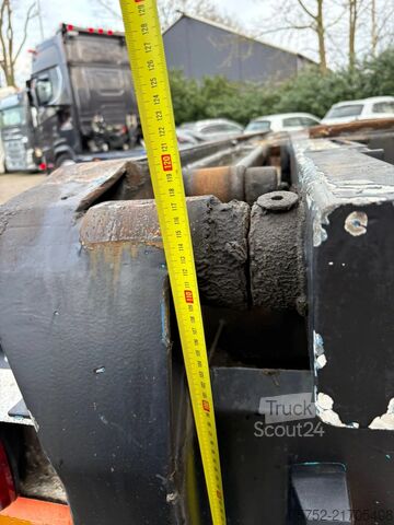 Transporte de contenedores Floor Kiepende containeraanhangwagen APK 08-2026