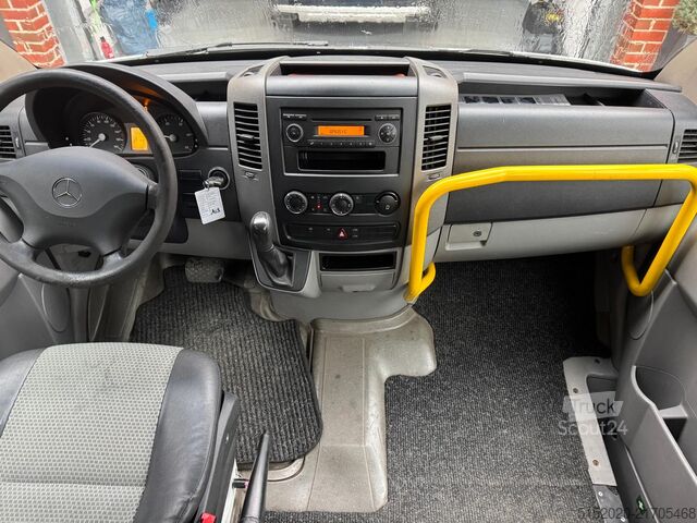 Transportbuss, 8 säten / 4 rullstolar Mercedes-Benz Sprinter 311CDI 906 AC 35, 4-Rollstühle