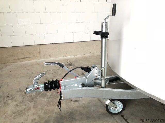 Reboque baú Cheval Liberte Debon C300 Roadster Tür Kofferanhänger