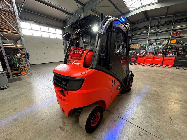 2019-ben szervizelve + UVV érvényes: 2027/06-ig Linde H 30T-02