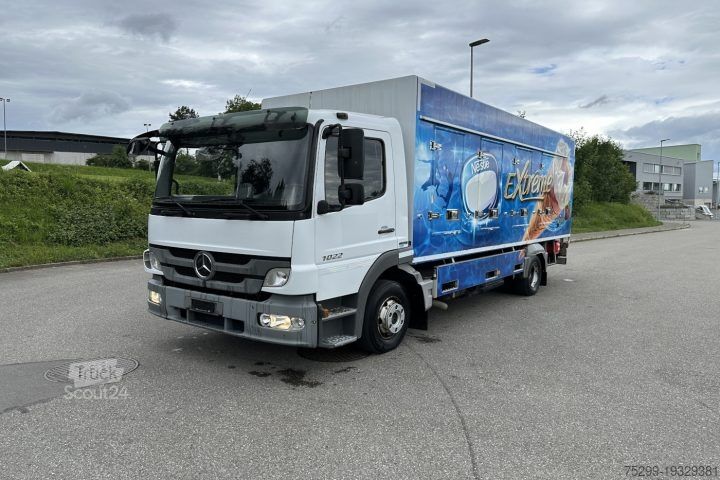 شاحنة مبردة Mercedes-Benz Atego 1022 Kühlkoffer mit HB