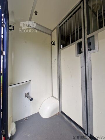 Horse transportation Renault Master STX automaat paardenwagen voorzien van e...