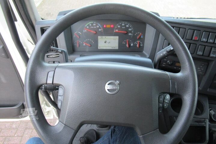 Schiebeplane Volvo FL 240 Schuifzeil + Klep 1500 kg Euro 6