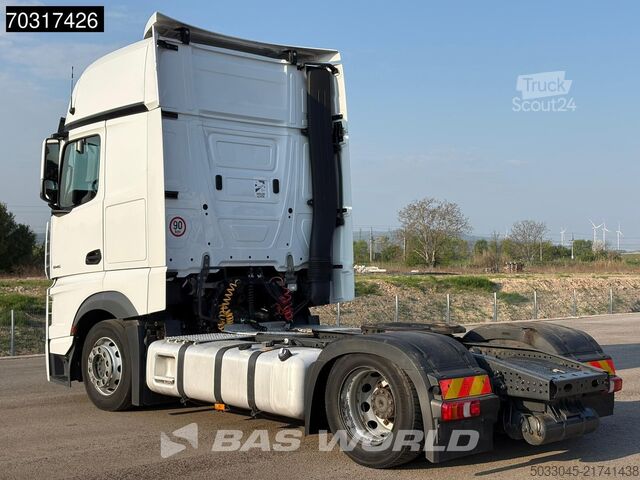 Volume SCM Mercedes Actros 1845 4X2 GigaSpace Mega 2xTanks