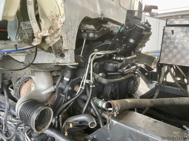 Tipper truck IVECO TRAKKER 510 T-WAY