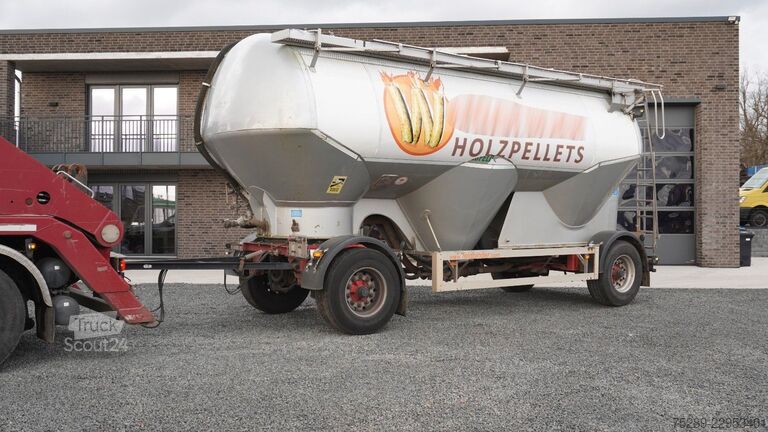 Silo príves FELDBINDER Feldbinder Heut 31.2 Silo 31m³ 3 Kammern