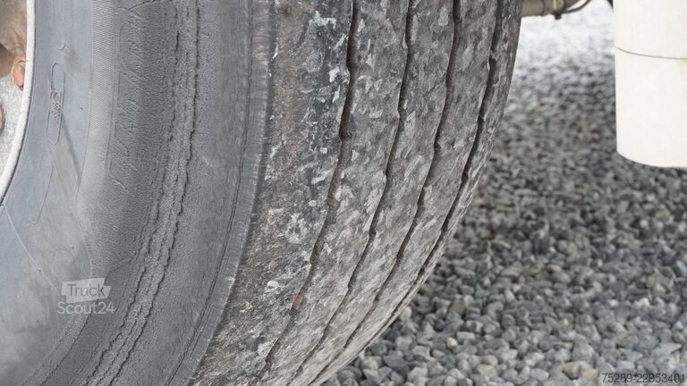 Silo príves FELDBINDER Feldbinder Heut 31.2 Silo 31m³ 3 Kammern