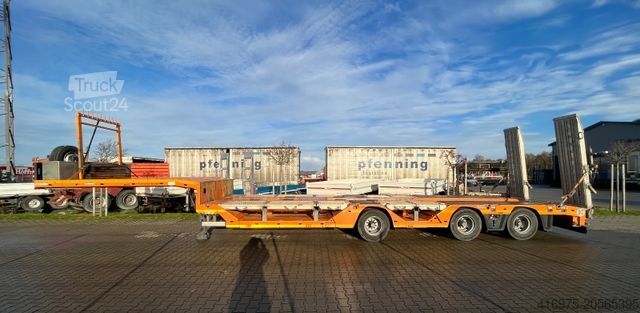 Semiremorcă cu platformă joasă GOLDHOFER Stepstar STN-L3, 2 Paar Radmulden