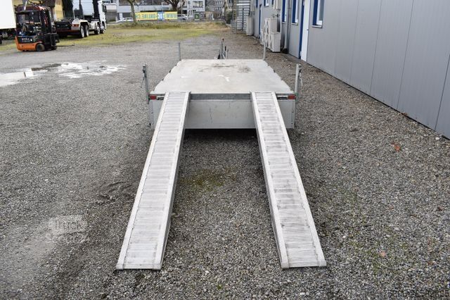 Třístranný sklápěcí přívěs  Rubag 35K-33-T1N Kippanhänger mit Rampen