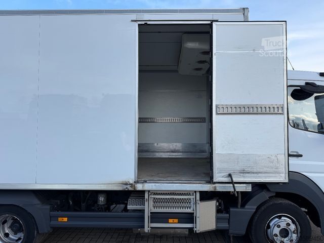 Kølevarevogn MERCEDES-BENZ Atego 818 L Kühlkoffer+LBW/Klima/ThermoKing
