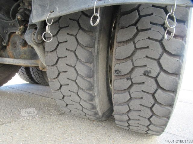 Camión volquete MAN 26.440 / 6 x 4 / Jonsered 1100 / Greifer