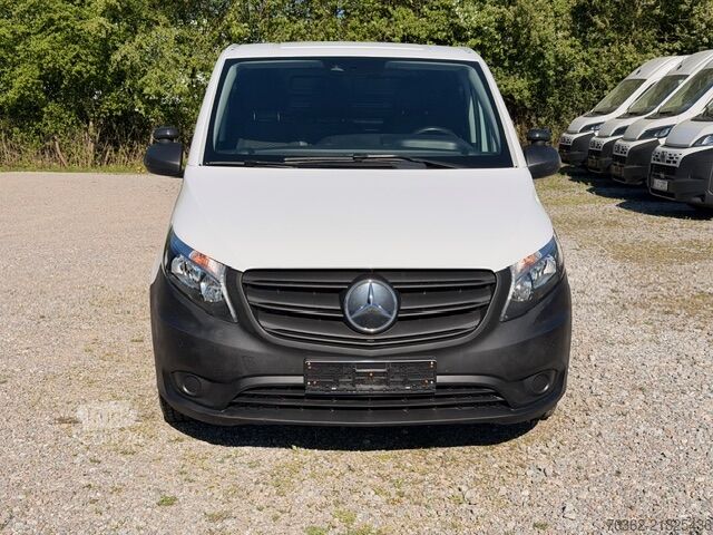 Duba panelată Mercedes-Benz Vito114 Komp AHK/Kamera+PDC/Klima/Temp
