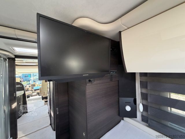 Camping-car intégral CONCORDE Charisma 900 LS