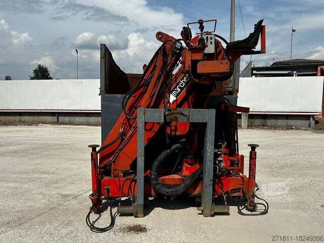 Hákový kontajner  CONTAINER SCARRABILE USATO A CIELO APERTO CON GRU