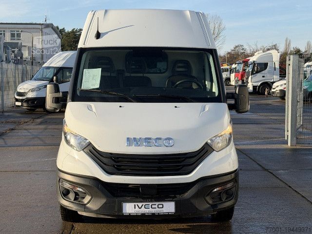 Hög tak skåpbil IVECO 35S16V Klima / PDC