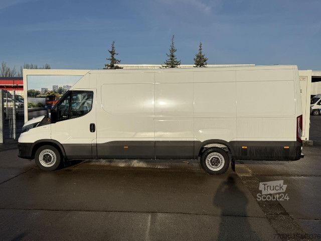 Hög tak skåpbil IVECO 35S16 V Kima / PDC