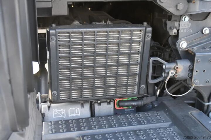 Padrão-SZM Scania S450 NGS 4x2 - RETARDER - 709 TKM - PARK. AIRCO...