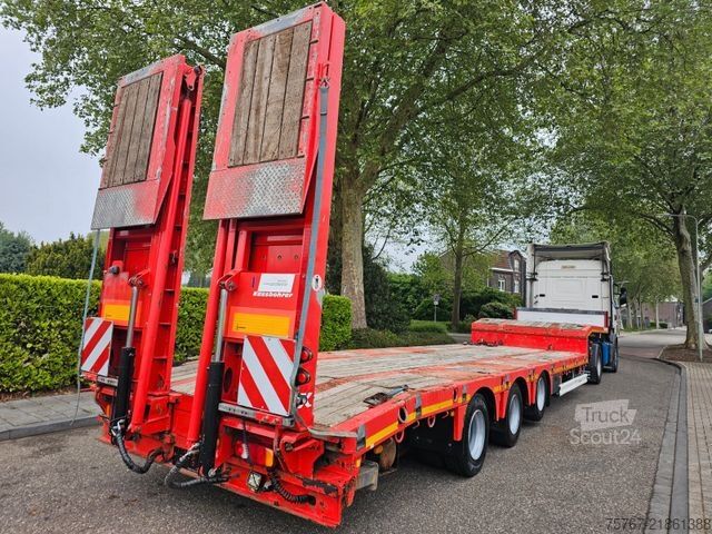 Alçak şasi dorse KÄSSBOHRER LB3E Mit Hydrauliesche Rampen