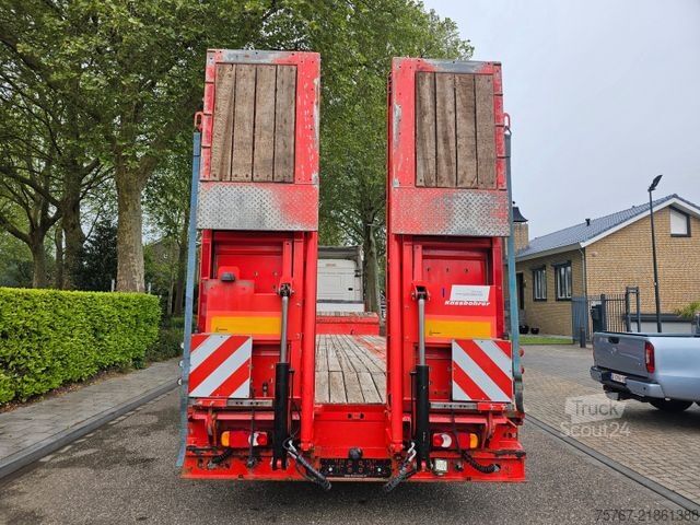 Alçak şasi dorse KÄSSBOHRER LB3E Mit Hydrauliesche Rampen