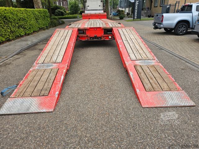 Alçak şasi dorse KÄSSBOHRER LB3E Mit Hydrauliesche Rampen