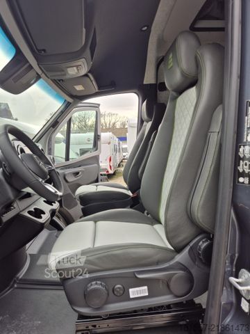 Kastenwagen Wohnmobil / Campervan HYMER/ERIBA Grand Canyon S CrossOver 600 Dieselheizung / AHK
