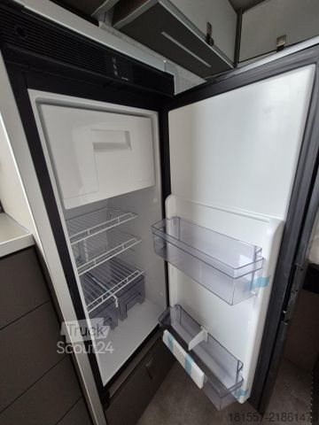 Obytný vůz HYMER/ERIBA Grand Canyon S CrossOver 600 Dieselheizung / AHK