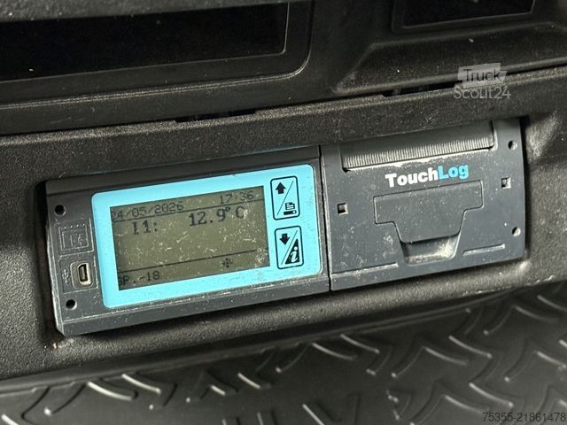 Fourgon isotherme frigorifique IVECO Daily 70C18 72C18 ACC NAVI ThermoKing V-500 MAX