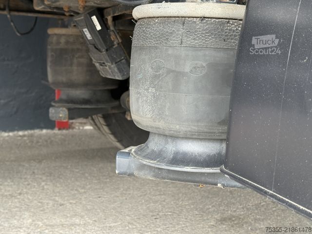 Fourgon isotherme frigorifique IVECO Daily 70C18 72C18 ACC NAVI ThermoKing V-500 MAX