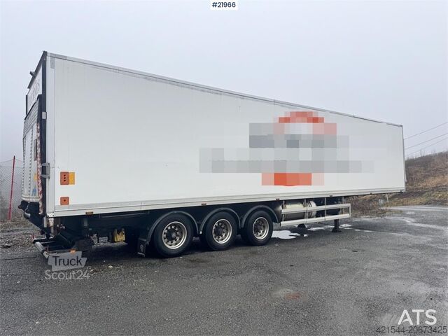 Matkalaukku HFR Cabinet with Lift Element.