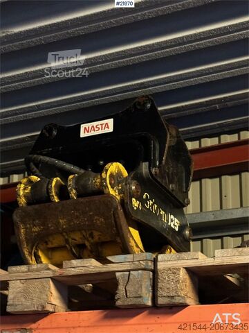 Gripen 025 koura  Gripen 025 grapple