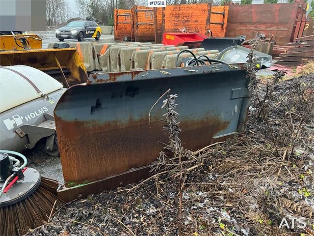 Rakennuskone Stark V-plow