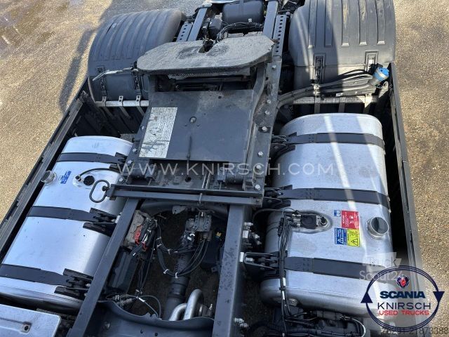 Zapreminski vučni traktor SCANIA R 460 A4x2EB / Hubsattelkupplung