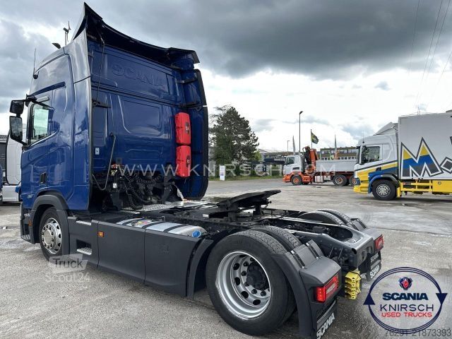 Zapreminski vučni traktor SCANIA R 460 A4x2EB