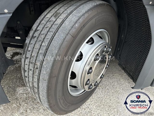 Zapreminski vučni traktor SCANIA R 460 A4x2EB