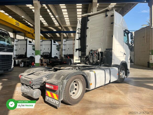 Tractora standard VOLVO FH 460 Globetrotter XL i-Save