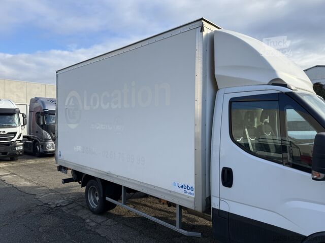 Gesloten bestelwagen Iveco daily 35-160