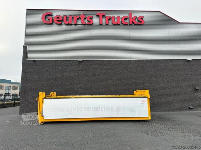 Kontti Piet Ruizeveld AFZET CONTAINER KIPPER SYSTEEM HAAK EN KABEL