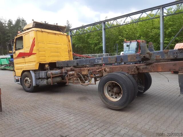 Chasis con cabina Scania r143 450