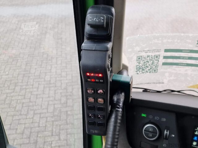 Система за рамо с кука Volvo FH 16.750 Globetrotter XL 6x2 - 20T Multilift H...