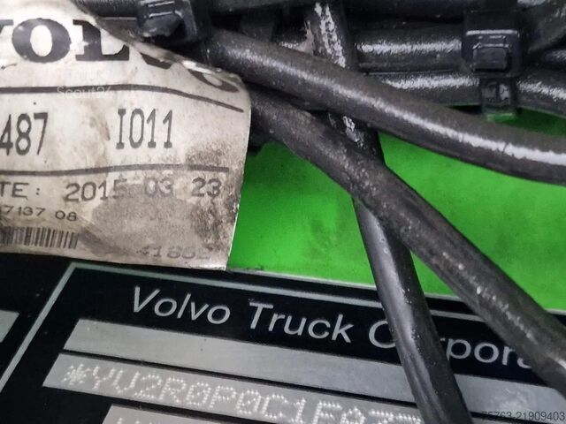 Система за рамо с кука Volvo FH 16.750 Globetrotter XL 6x2 - 20T Multilift H...