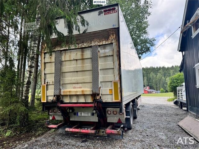 Limetec 2 axle City trailer w/ full side opening. Limetec 2 axle City trailer w/ full side opening.