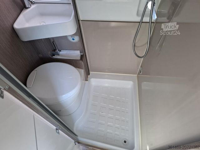 Camper van CHALLENGER V217 VIP Road Edition