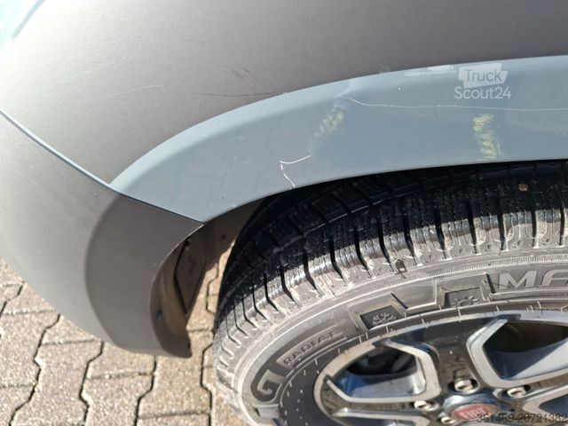 Camper van CHALLENGER V217 VIP Road Edition