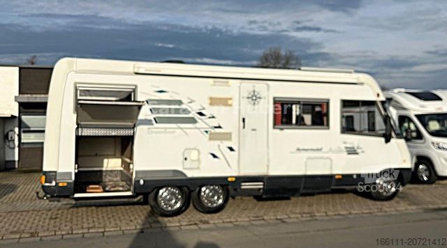 Camper integrado HYMER/ERIBA E 700 - Festbett - Solar - -