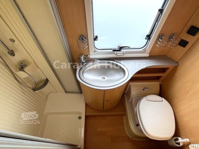 Integriertes Wohnmobil DETHLEFFS I 7270 - Hub/Festbett - - 2x Klima -