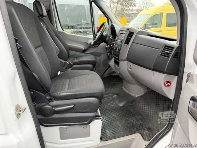 Minibuss MERCEDES-BENZ Sprinter 213 CDI 9 Sitzer 2x Klima Automatik